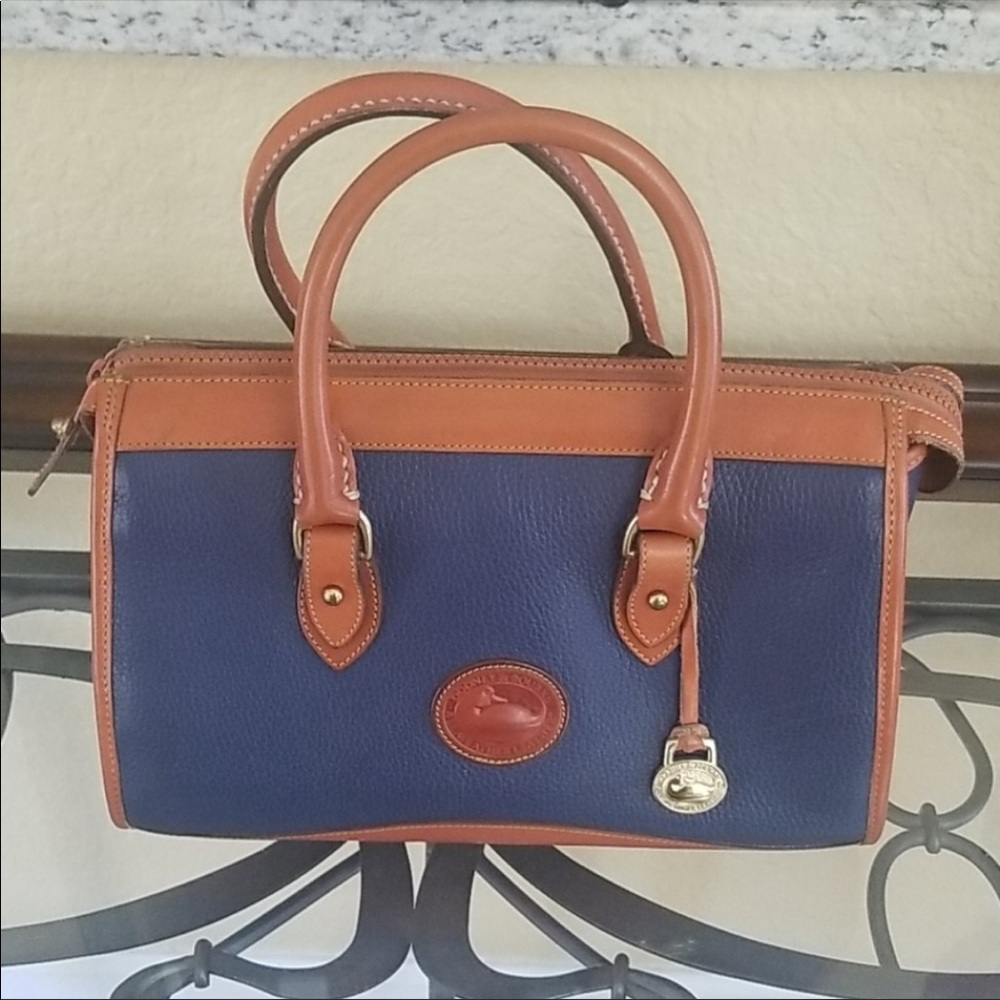 Vintage Dooney handbag